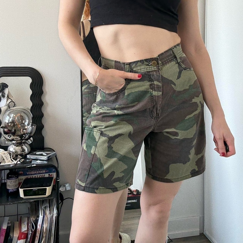 Vintage authentic camo shorts - Picture 6 of 7